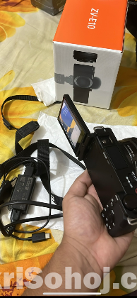 SONY ZV-E10 with lens